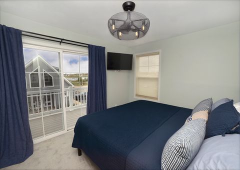 Tiny photo for 179 Leeward Way #21, Ottawa, IL 61350 (MLS # 12582838)