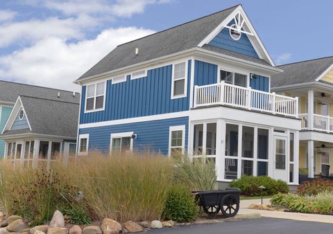 Photo of 179 Leeward Way #21, Ottawa, IL 61350 (MLS # 12582838)