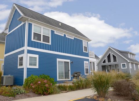 Tiny photo for 179 Leeward Way #21, Ottawa, IL 61350 (MLS # 12582838)