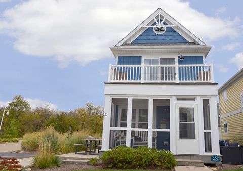 Tiny photo for 179 Leeward Way #21, Ottawa, IL 61350 (MLS # 12582838)