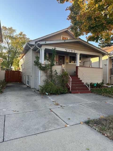 A home in Elmwood Park