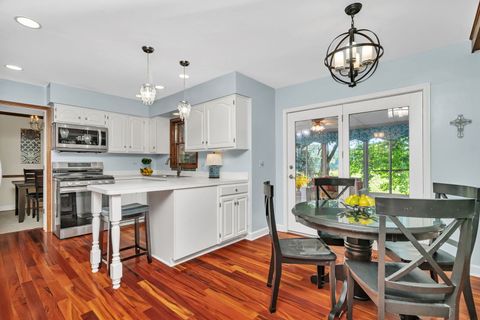 Tiny photo for 2471 Kingsley Drive, Naperville, IL 60565 (MLS # 12469117)