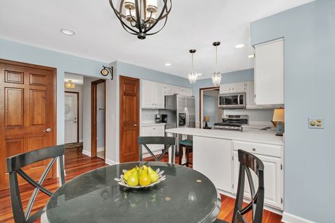 Tiny photo for 2471 Kingsley Drive, Naperville, IL 60565 (MLS # 12469117)