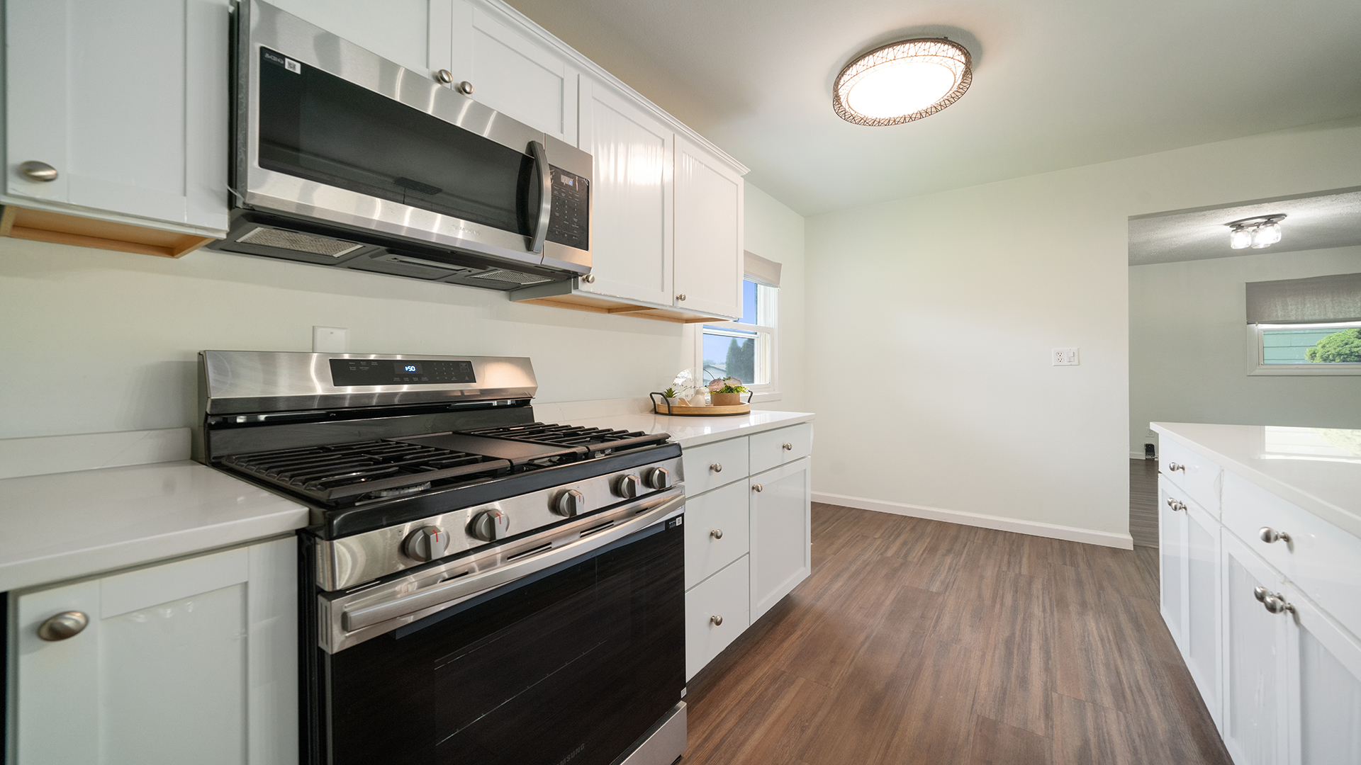 722 W 12th Street