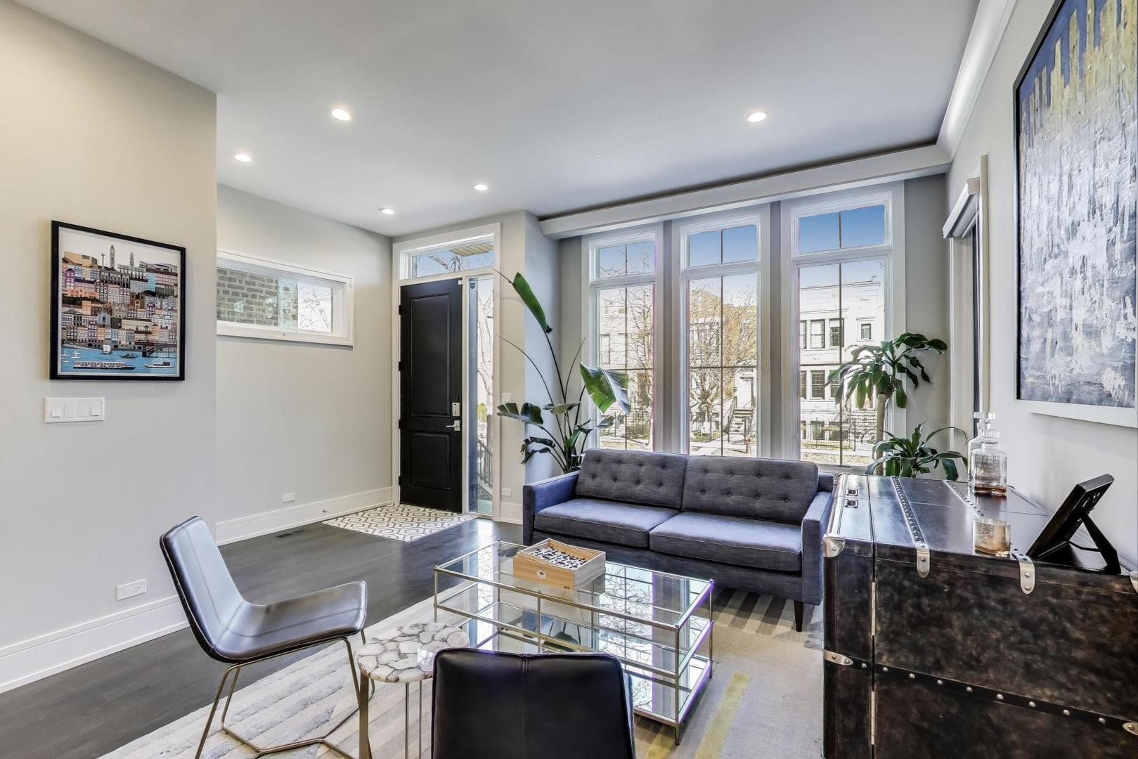 2131 W Huron Street