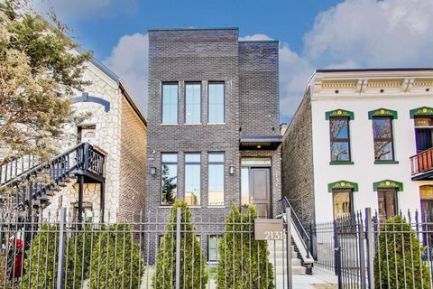 2131 W Huron Street Chicago IL 60612