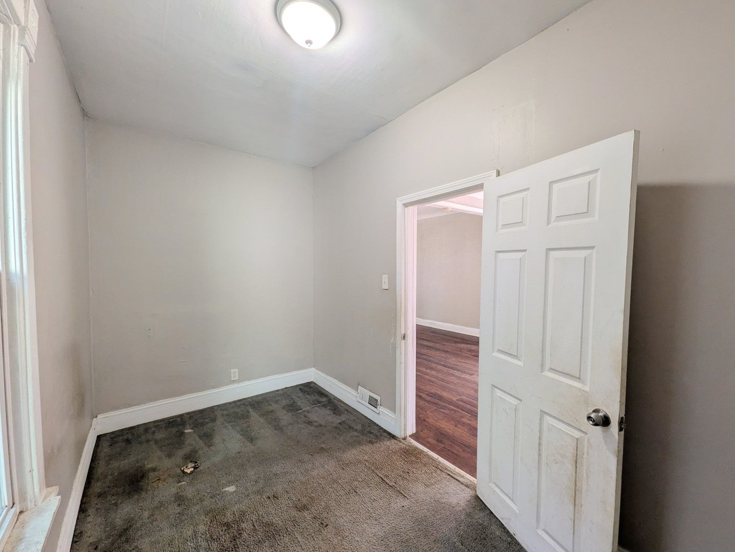 215 W 112th Place