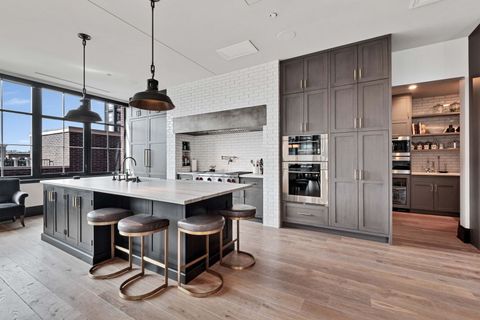 Tiny photo for 1109 W WASHINGTON Boulevard #5C, Chicago, IL 60607 (MLS # 12360502)