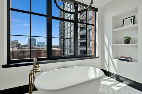 Tiny photo for 1109 W WASHINGTON Boulevard #5C, Chicago, IL 60607 (MLS # 12360502)