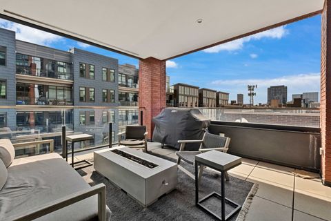 Tiny photo for 1109 W WASHINGTON Boulevard #5C, Chicago, IL 60607 (MLS # 12360502)