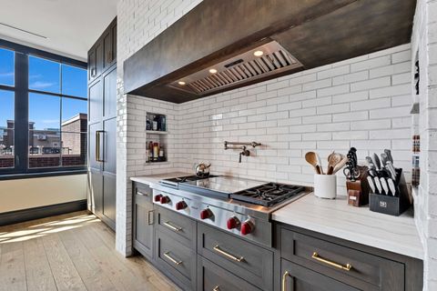 Tiny photo for 1109 W WASHINGTON Boulevard #5C, Chicago, IL 60607 (MLS # 12360502)