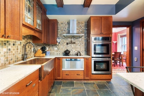 Tiny photo for 844 W Agatite Avenue #2W, Chicago, IL 60640 (MLS # 12726586)