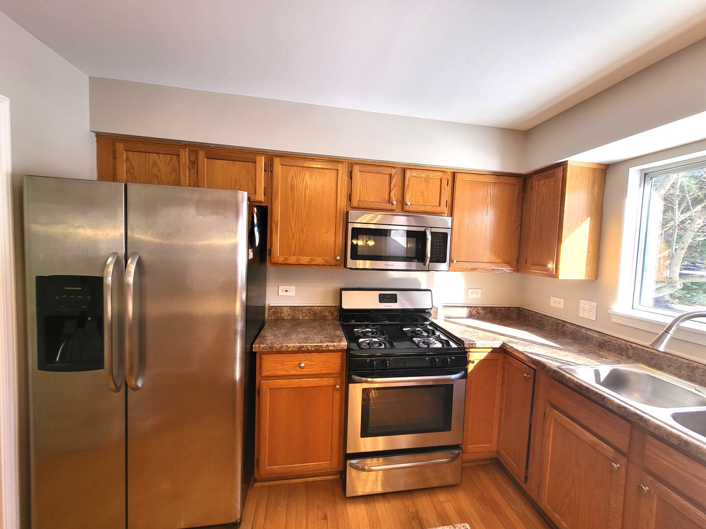 541 Meadowview Drive