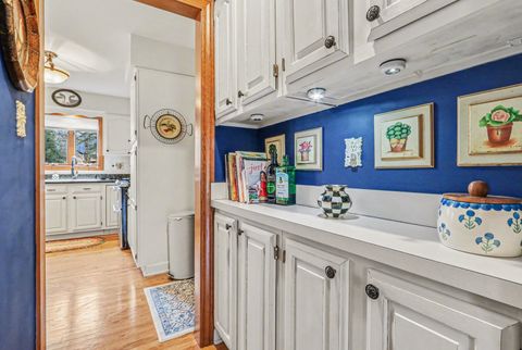 Tiny photo for 570 Violet Lane, Batavia, IL 60510 (MLS # 12585429)