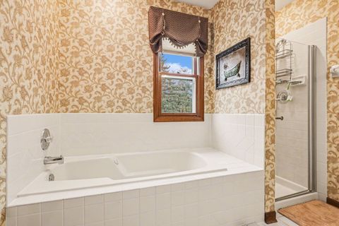 Tiny photo for 570 Violet Lane, Batavia, IL 60510 (MLS # 12585429)