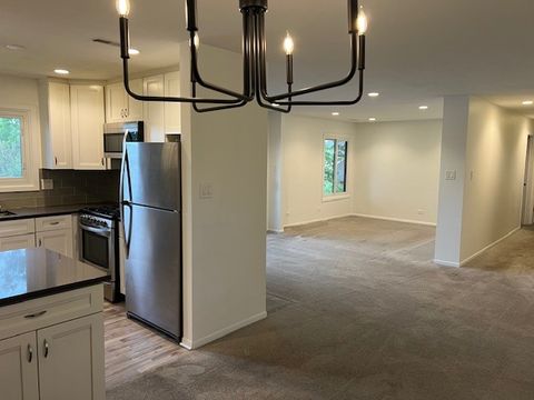Tiny photo for 1715 Lakecliffe Drive #B, Wheaton, IL 60189 (MLS # 12634722)
