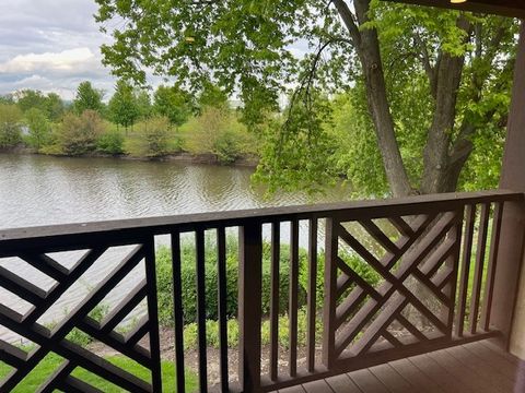 Tiny photo for 1715 Lakecliffe Drive #B, Wheaton, IL 60189 (MLS # 12634722)