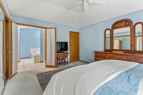 Tiny photo for 13755 S Golden Oak Drive, Homer Glen, IL 60491 (MLS # 12489121)