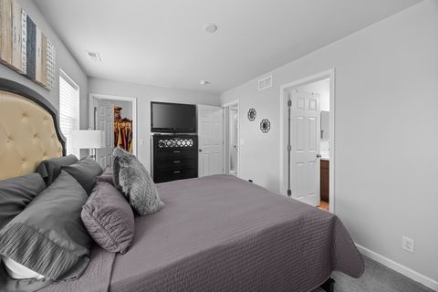 Tiny photo for 7103 Hidden Green Circle, Fox Lake, IL 60020 (MLS # 12484009)