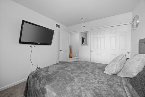 Tiny photo for 7103 Hidden Green Circle, Fox Lake, IL 60020 (MLS # 12484009)