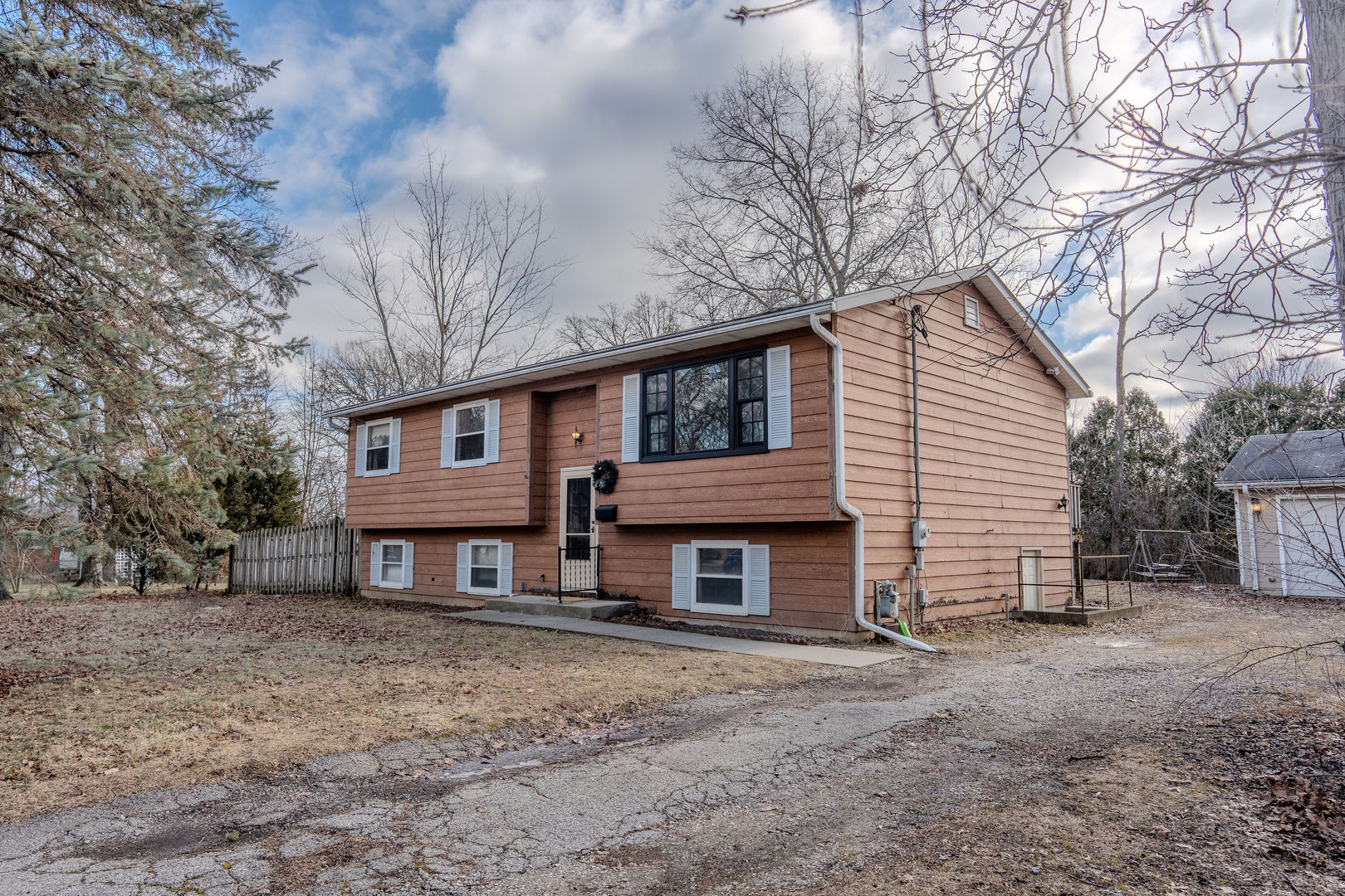 4149 W Oglesby Avenue