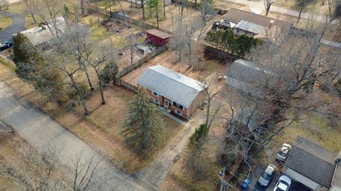 Tiny photo for 4149 W Oglesby Avenue, Gurnee, IL 60031 (MLS # 12536912)