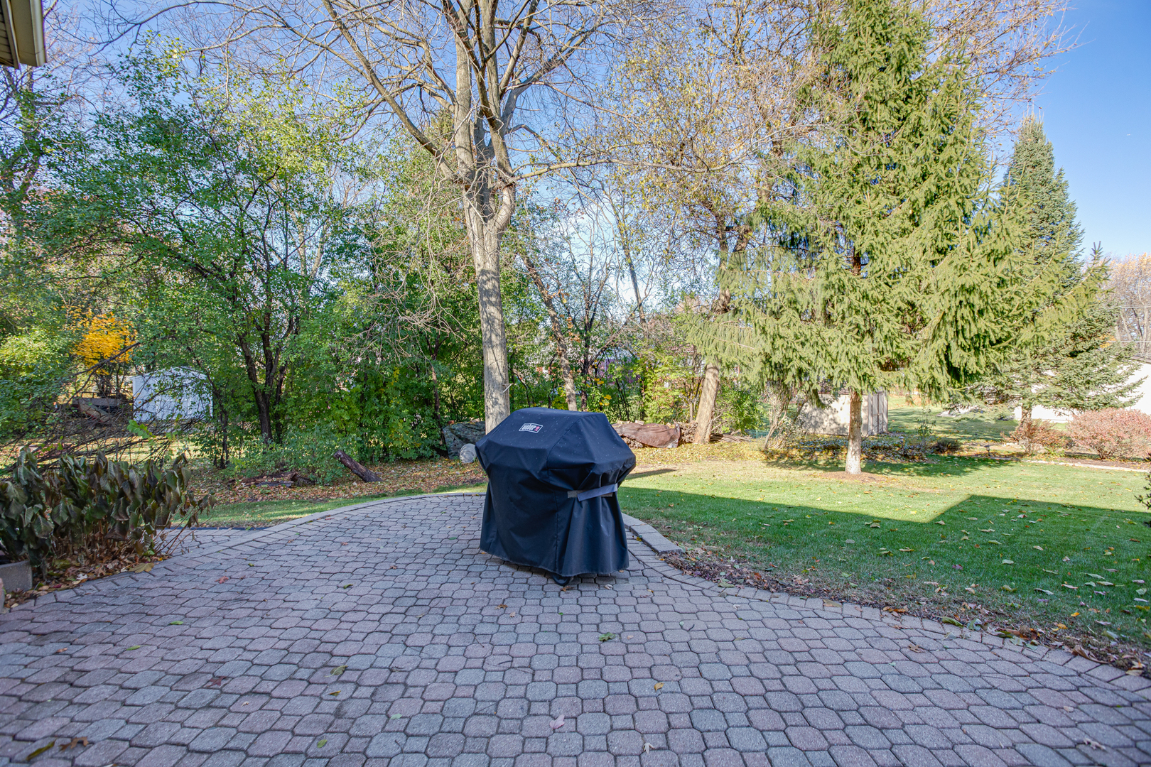 833 E Sterling Avenue