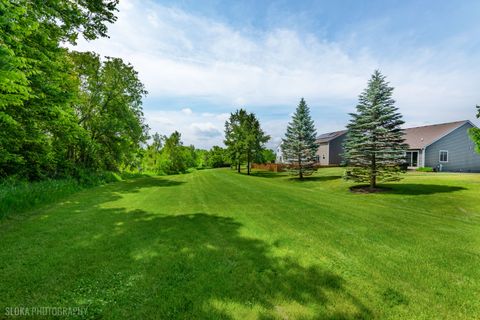 Tiny photo for 1902 Doolin Avenue, McHenry, IL 60050 (MLS # 12670174)