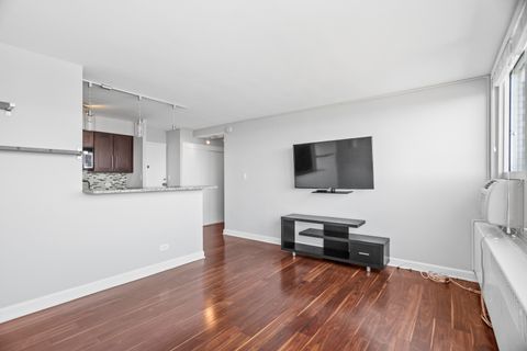 Tiny photo for Chicago, IL 60613 (MLS # 12556119)