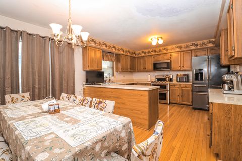 Tiny photo for 35 Meyerson Way, Wheeling, IL 60090 (MLS # 12626797)