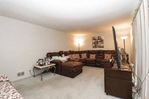 Tiny photo for 35 Meyerson Way, Wheeling, IL 60090 (MLS # 12626797)