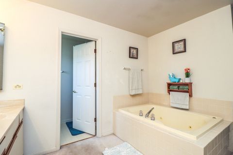 Tiny photo for 35 Meyerson Way, Wheeling, IL 60090 (MLS # 12626797)