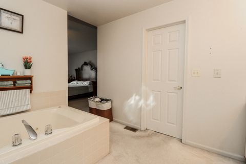 Tiny photo for 35 Meyerson Way, Wheeling, IL 60090 (MLS # 12626797)
