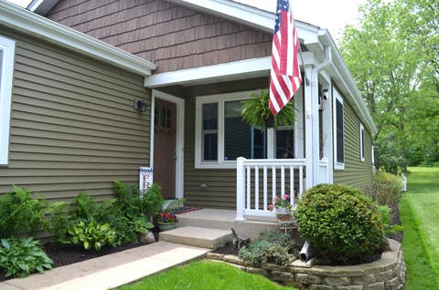Tiny photo for 3813 Illinois Street, Crystal Lake, IL 60014 (MLS # 12656577)