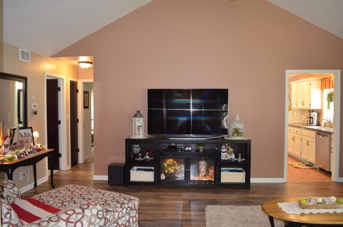 Tiny photo for 3813 Illinois Street, Crystal Lake, IL 60014 (MLS # 12656577)