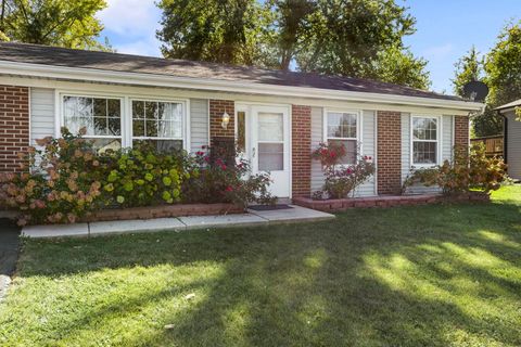 Tiny photo for 8181 NORTHWAY Drive, Hanover Park, IL 60133 (MLS # 12494078)