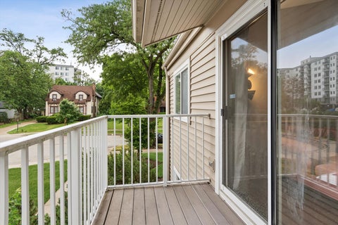 Tiny photo for 43 Orchard Terrace #3, Lombard, IL 60148 (MLS # 12664975)