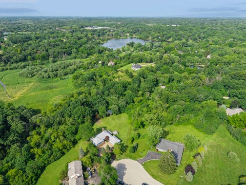 Tiny photo for 25725 N Oak Creek Circle, Barrington, IL 60010 (MLS # 12670530)