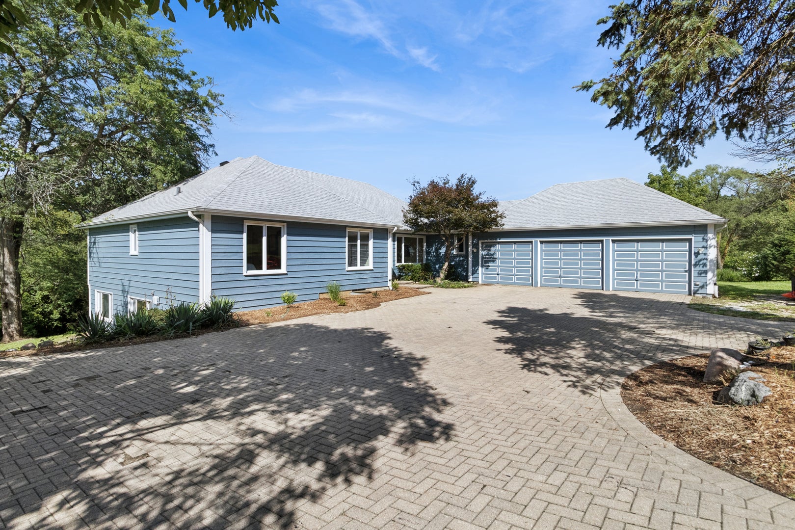 25725 N Oak Creek Circle