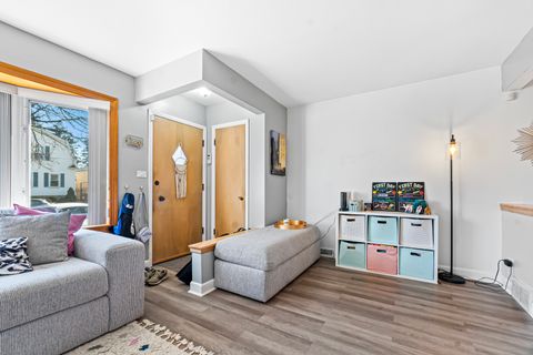 Tiny photo for 6520 N Oshkosh Avenue, Chicago, IL 60631 (MLS # 12584018)