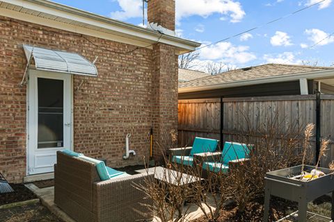 Tiny photo for 6520 N Oshkosh Avenue, Chicago, IL 60631 (MLS # 12584018)