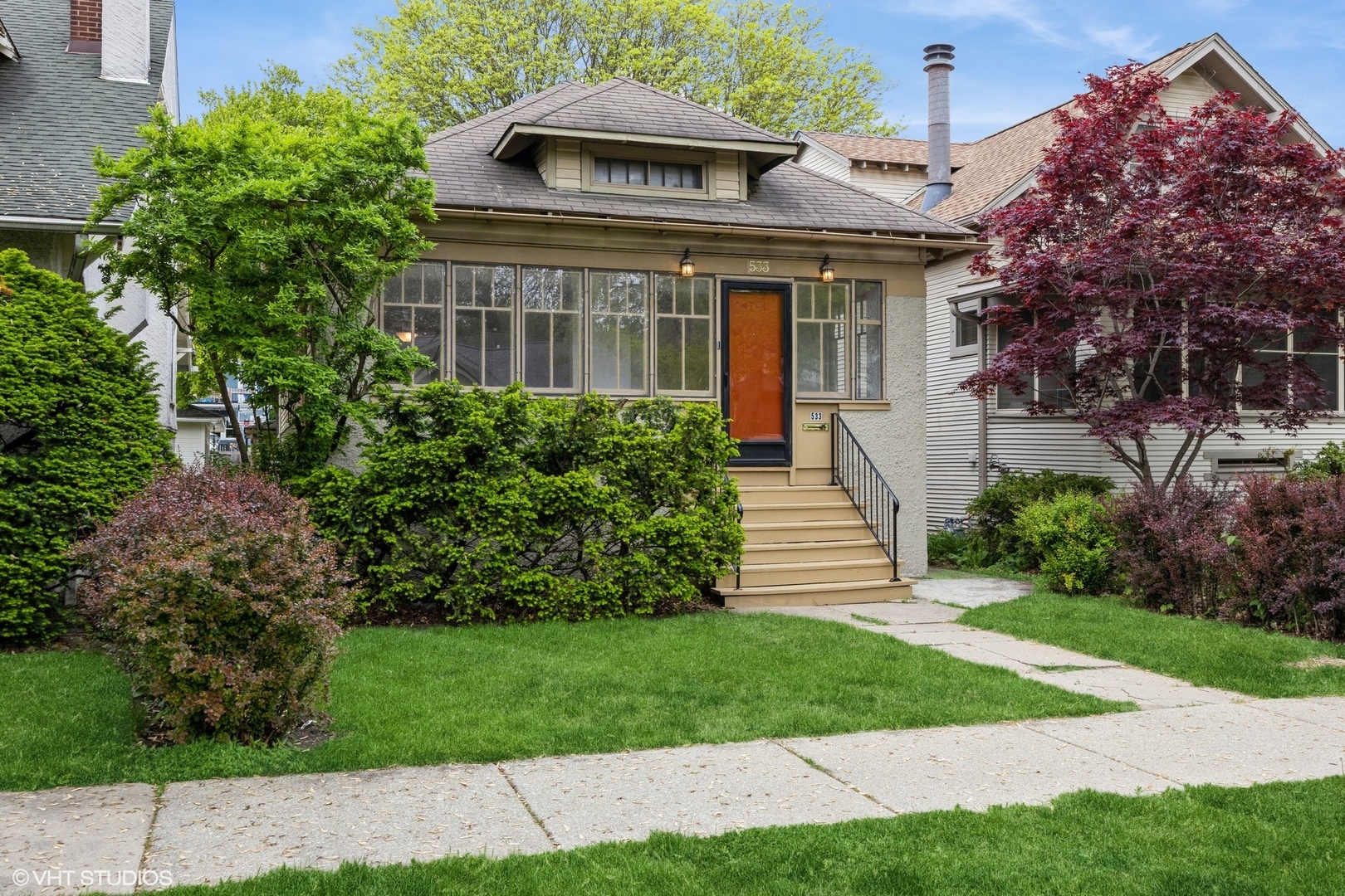 533 Clarence Avenue