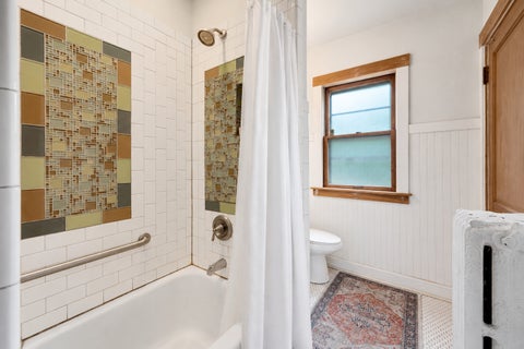 Tiny photo for 620 Clinton Avenue, Oak Park, IL 60304 (MLS # 12724645)