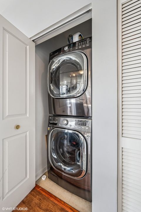 Tiny photo for 511 W Division Street #607, Chicago, IL 60610 (MLS # 12486148)