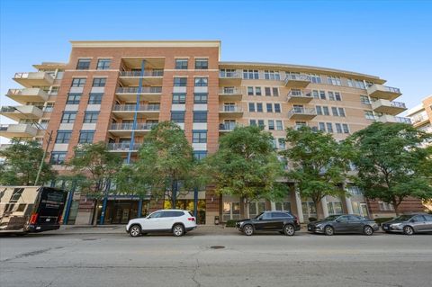 Photo of 511 W Division Street #607, Chicago, IL 60610 (MLS # 12486148)