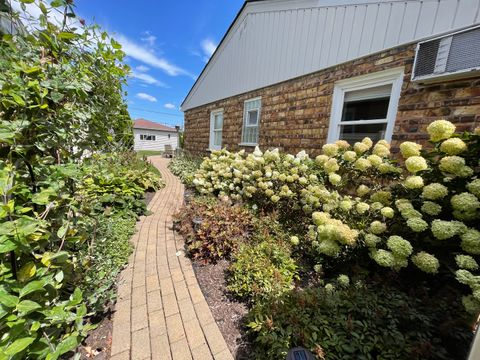 A home in Oak Lawn