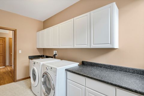 Tiny photo for 15 S Conway Court, South Elgin, IL 60177 (MLS # 12557293)