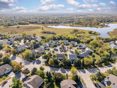 Tiny photo for 10 Ronan Court, Lake In The Hills, IL 60156 (MLS # 12471293)