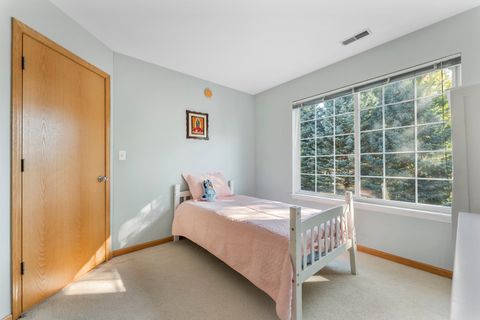 Tiny photo for 10 Ronan Court, Lake In The Hills, IL 60156 (MLS # 12471293)