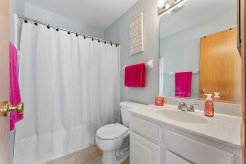 Tiny photo for 10 Ronan Court, Lake In The Hills, IL 60156 (MLS # 12471293)